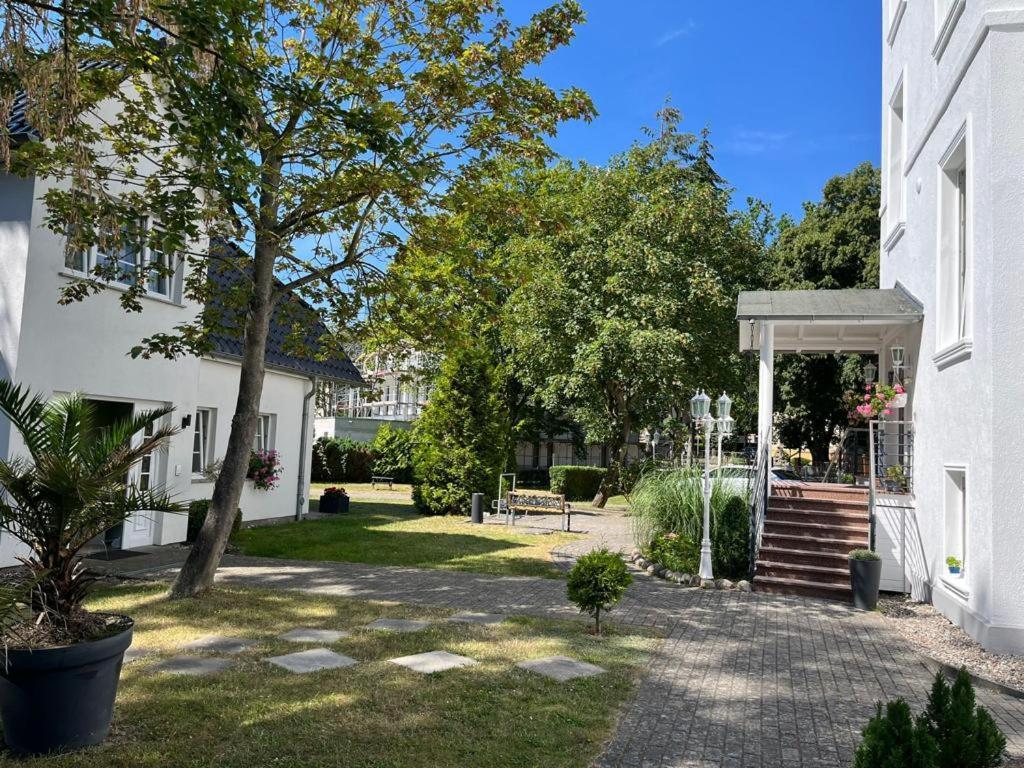 Pension Villa Frohsinn Sellin Auf Ruegen Esterno foto