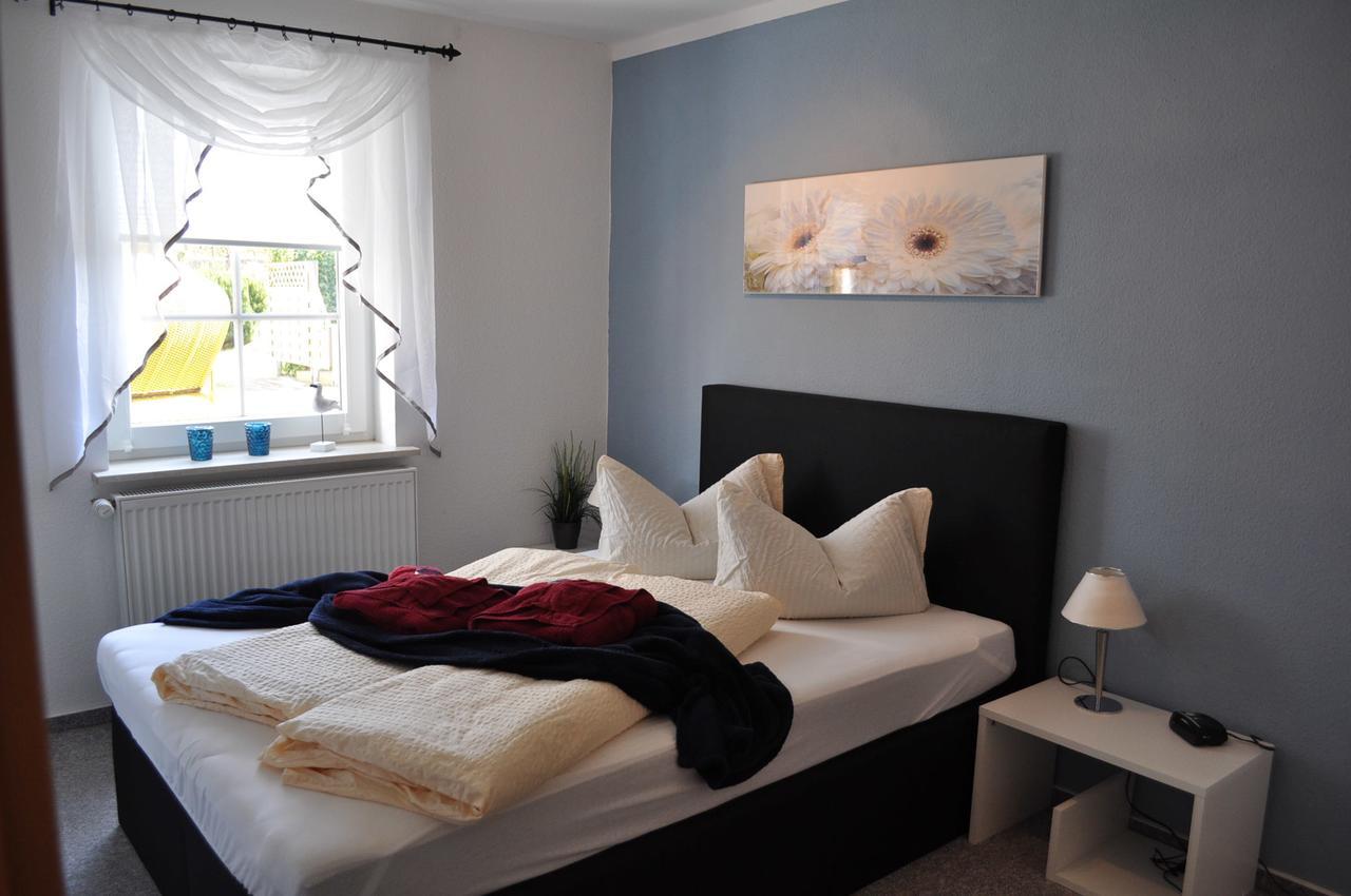 Pension Villa Frohsinn Sellin Auf Ruegen Esterno foto
