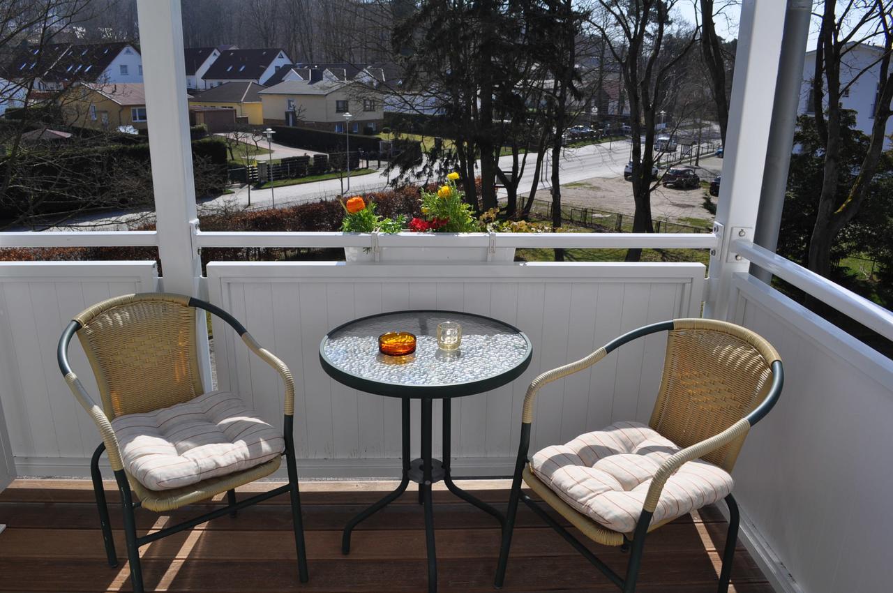 Pension Villa Frohsinn Sellin Auf Ruegen Esterno foto